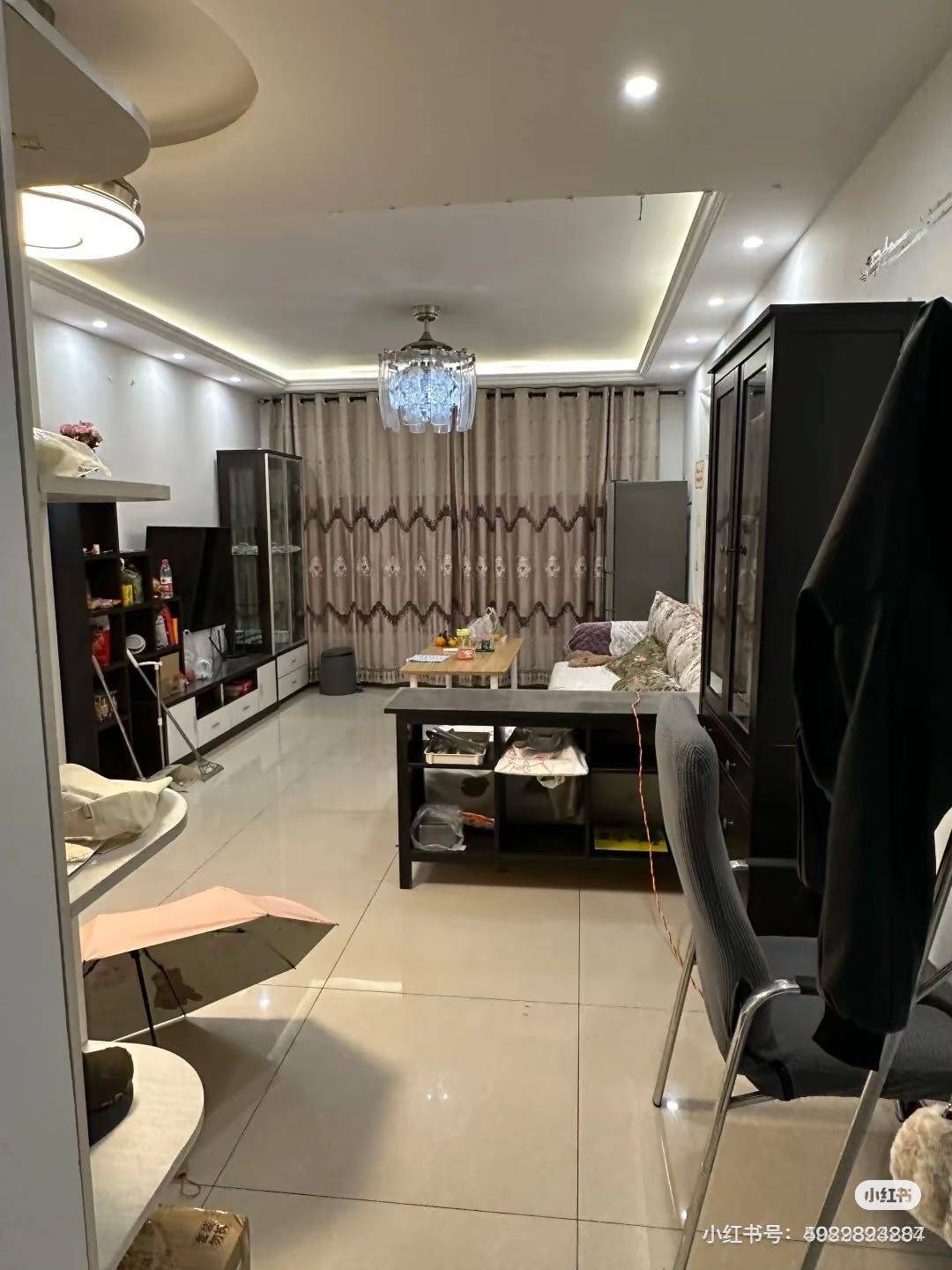 Cozy Home | Clean&Comfy | No Gender Limit | Hustle & Bustle | “Friends” | Chilled | LGBTQ Friendly | Pet Friendly