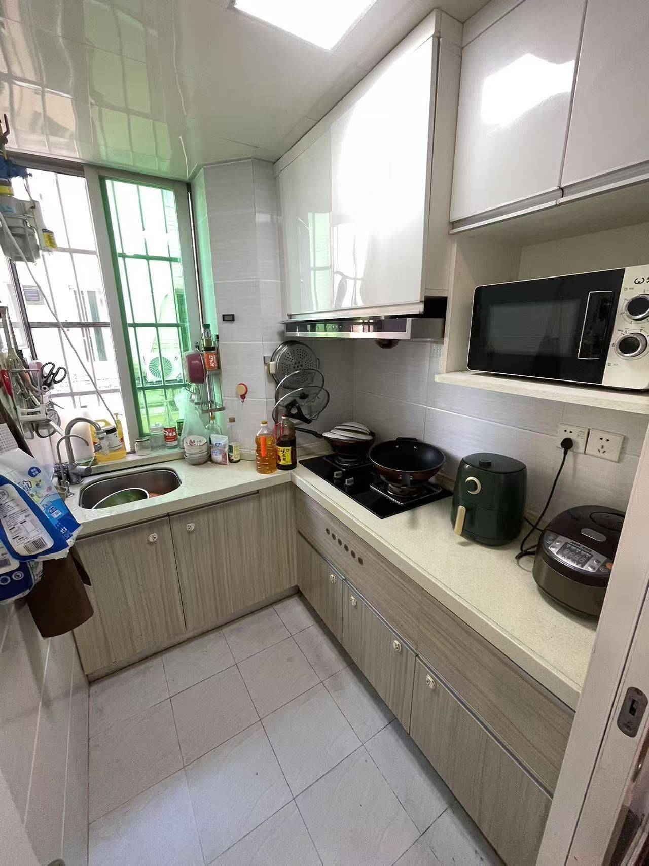 Guangzhou-Baiyun-Cozy Home,Clean&Comfy,Hustle & Bustle,“Friends”,Chilled,LGBTQ Friendly