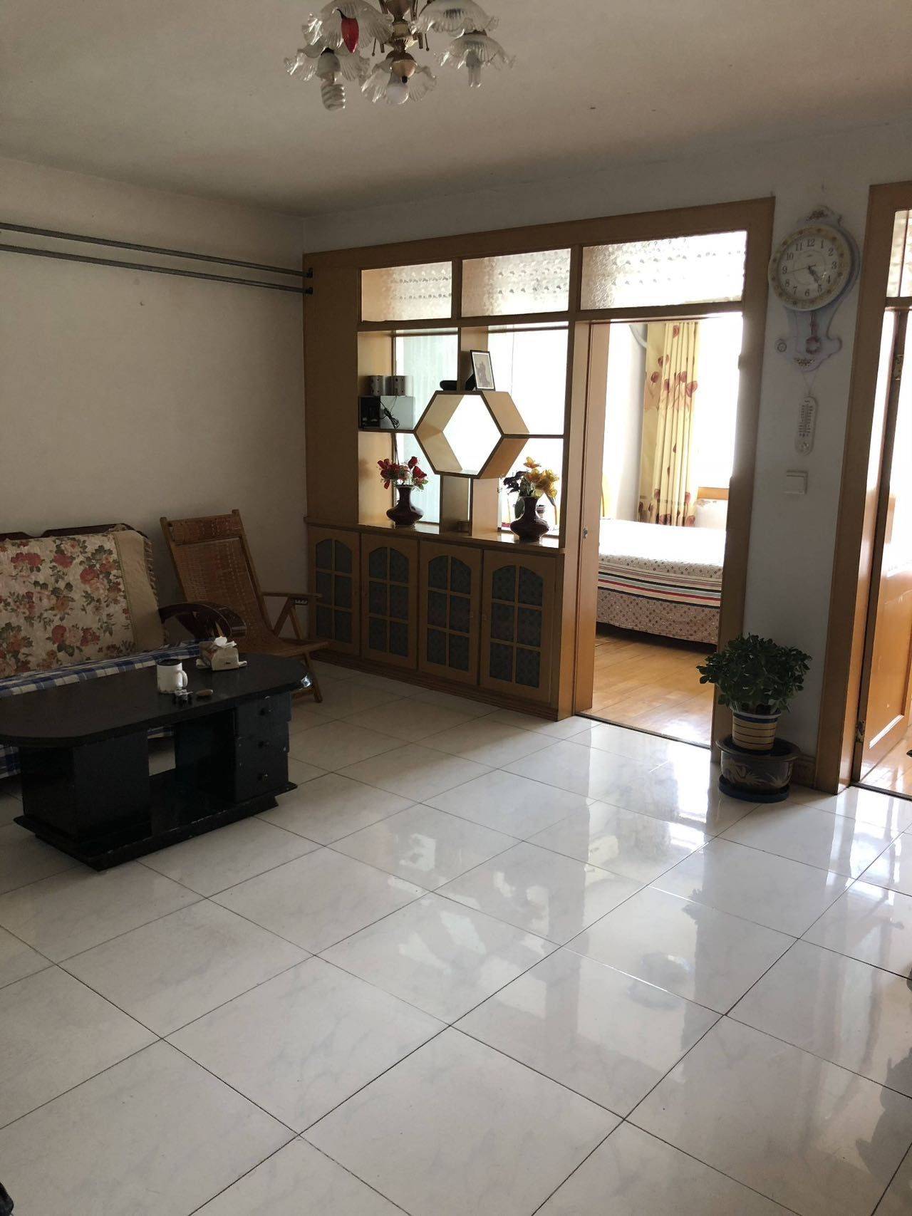 Cozy Home | Clean&Comfy | No Gender Limit | Hustle & Bustle