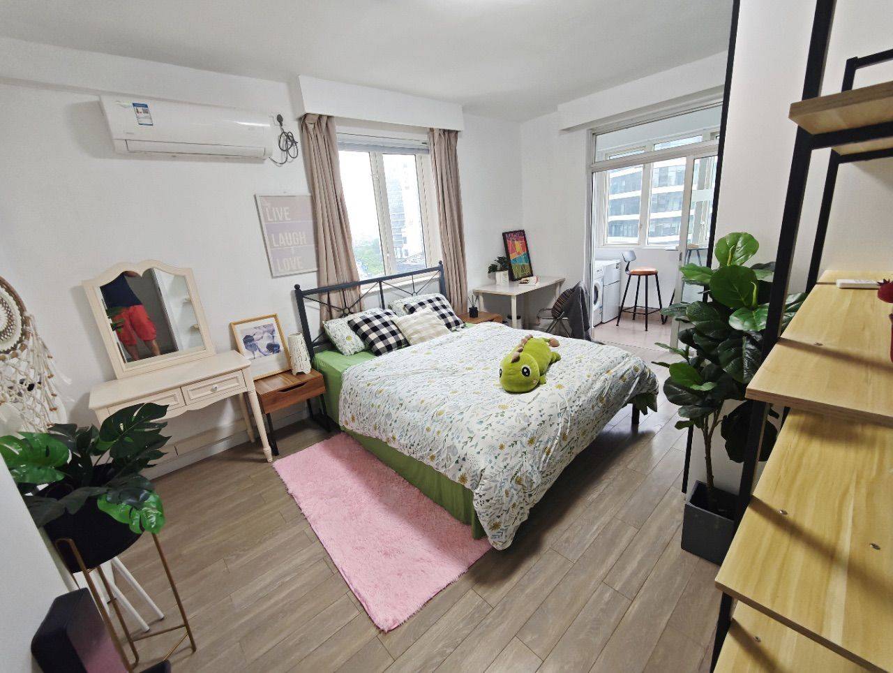 Shanghai-Jing‘An-Cozy Home,Clean&Comfy,No Gender Limit
