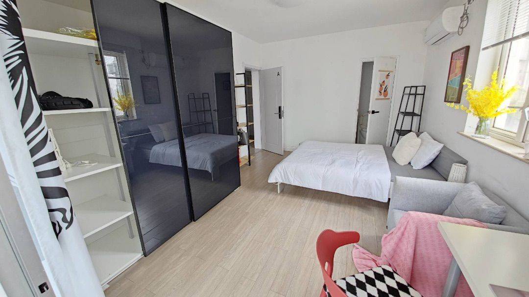 Shanghai-Jing‘An-Cozy Home,Clean&Comfy,No Gender Limit