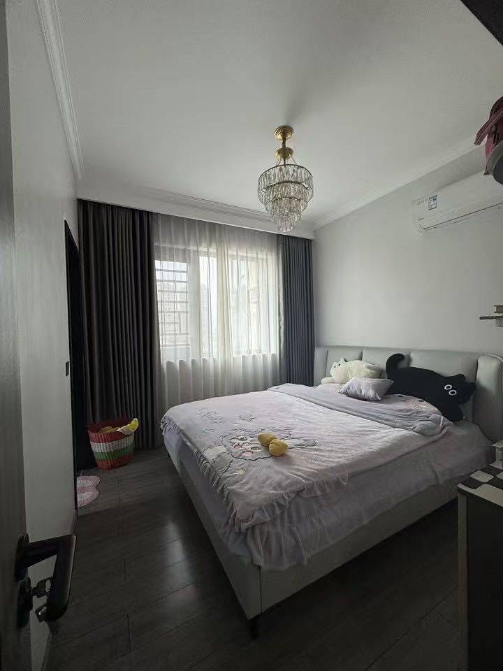 Cozy Home | Clean&Comfy | No Gender Limit | Hustle & Bustle | Chilled | LGBTQ Friendly | Pet Friendly