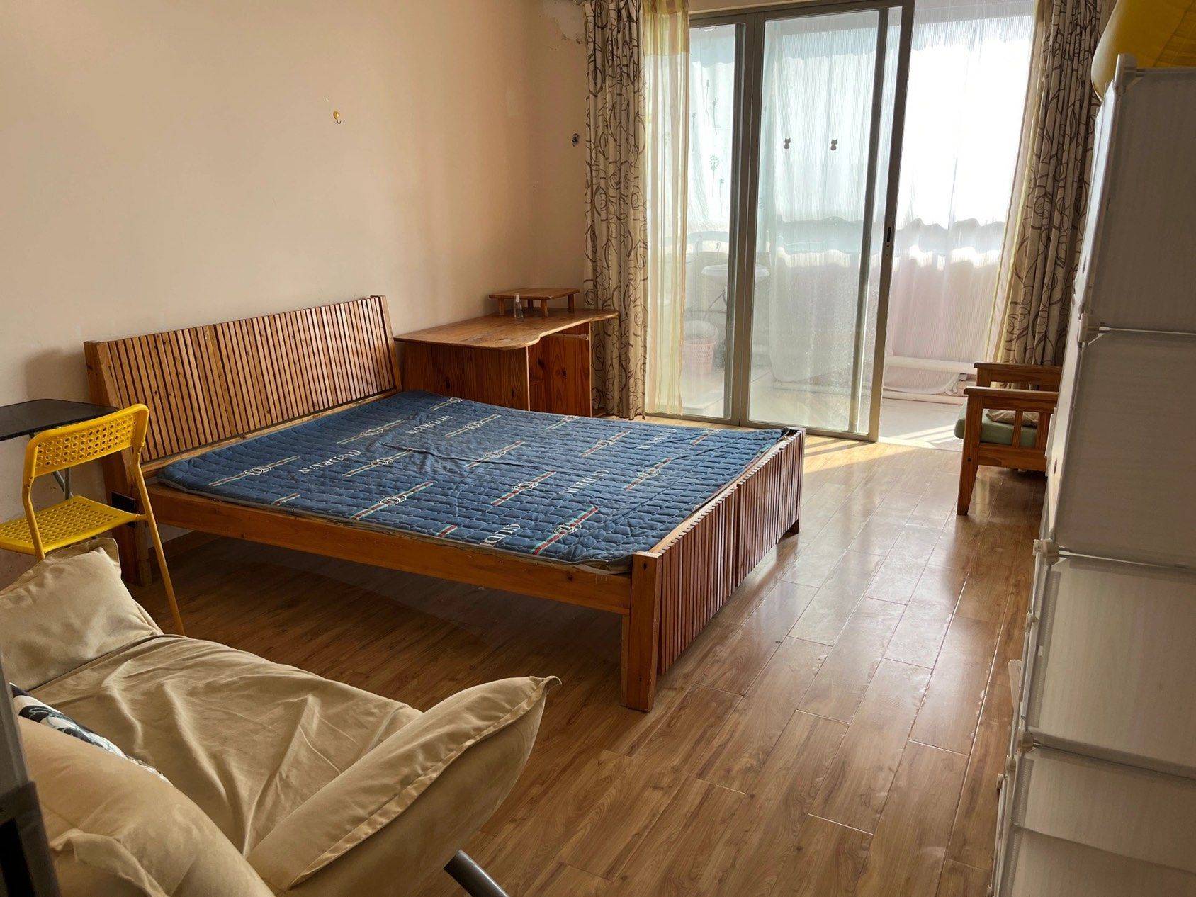 Cozy Home | Clean&Comfy | No Gender Limit | Hustle & Bustle | Chilled | 35RMB/Night