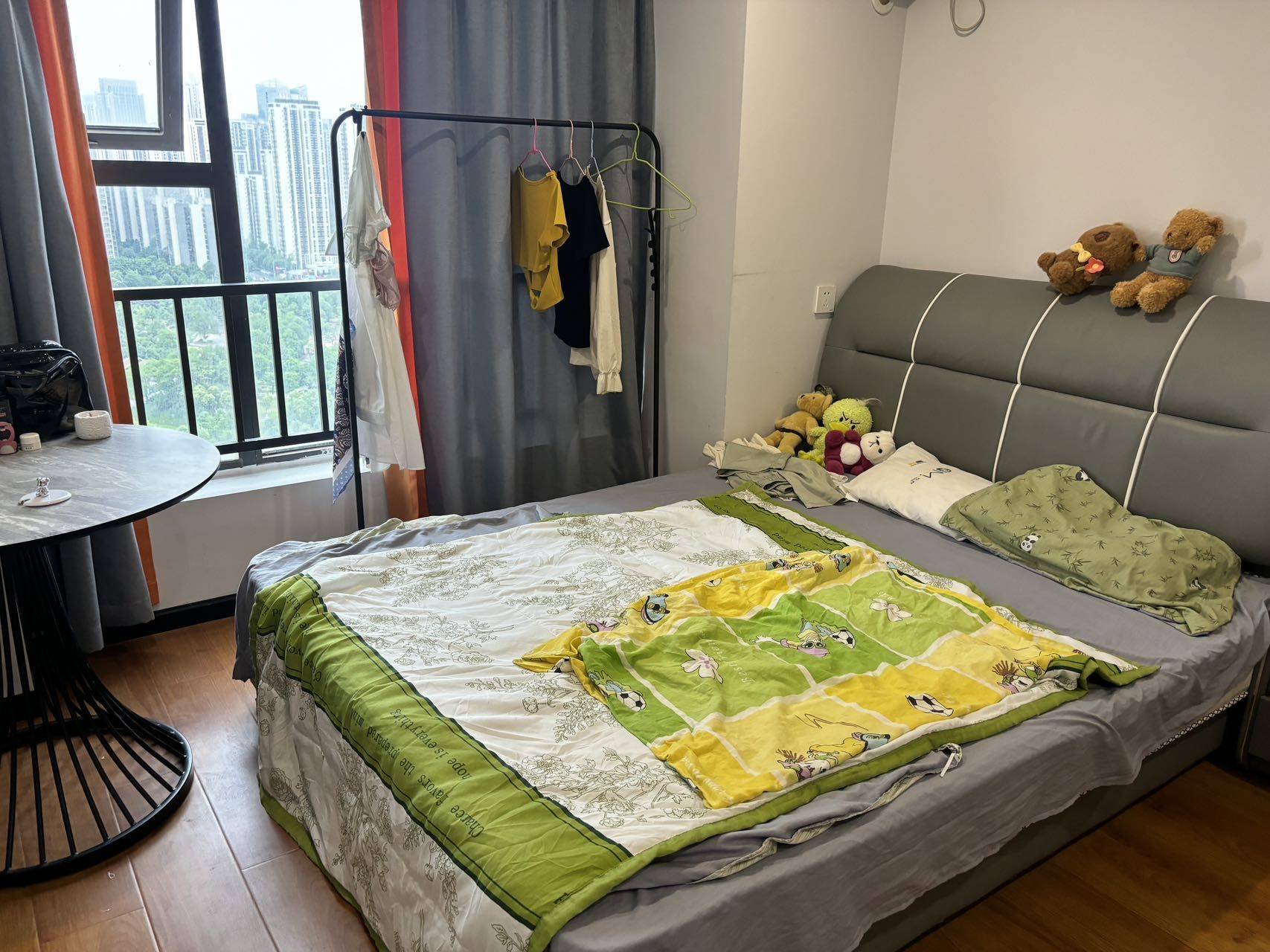 Cozy Home | Clean&Comfy | No Gender Limit | Hustle & Bustle | Chilled | LGBTQ Friendly | Pet Friendly