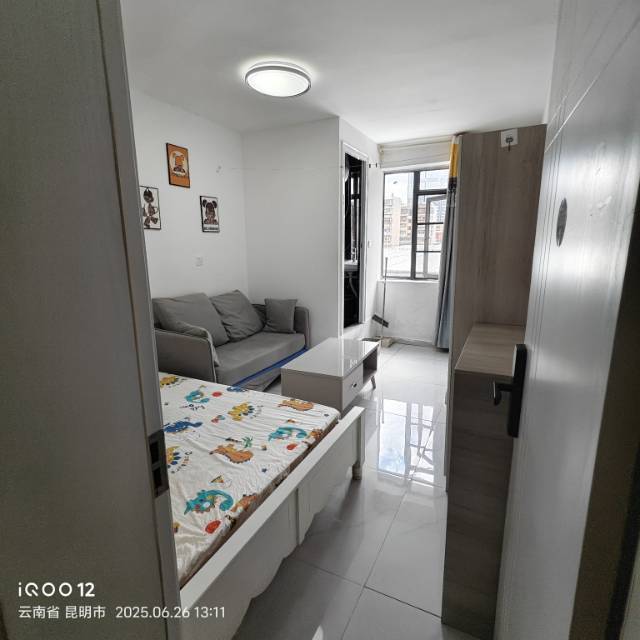 Cozy Home | Clean&Comfy | Hustle & Bustle