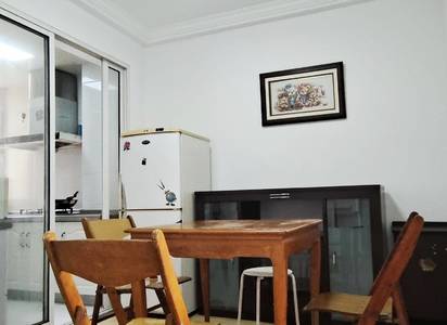 Cozy Home | Clean&Comfy | No Gender Limit | Hustle & Bustle | Chilled