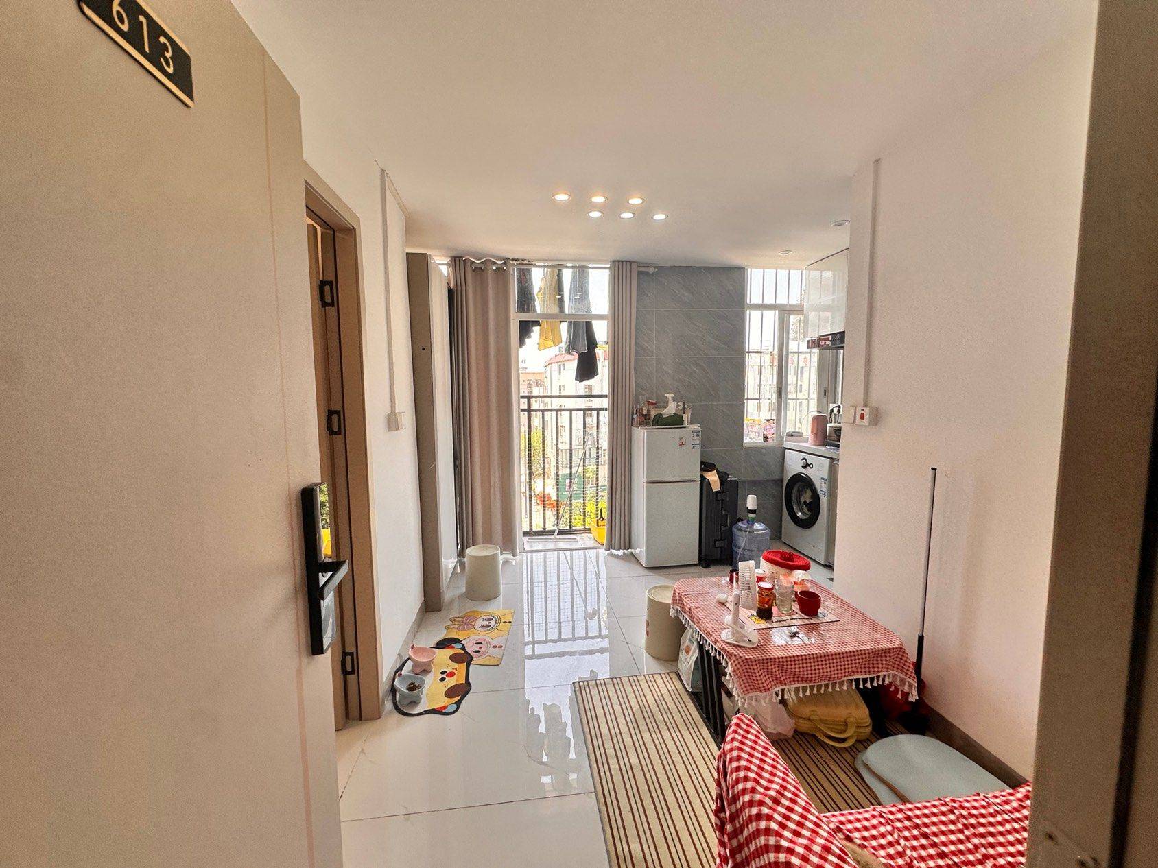 Cozy Home | Clean&Comfy | No Gender Limit | Hustle & Bustle | “Friends” | Chilled | Pet Friendly