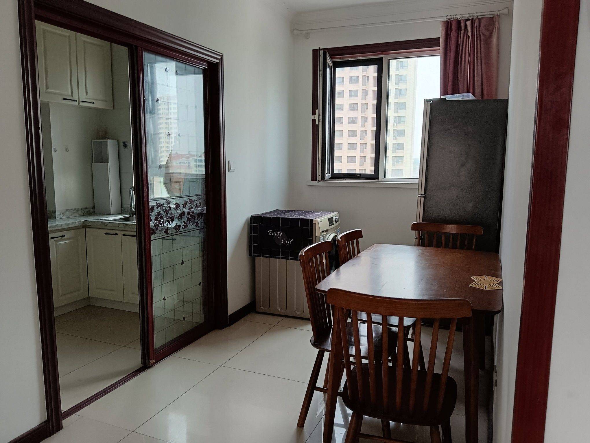 Cozy Home | Clean&Comfy | No Gender Limit | Hustle & Bustle