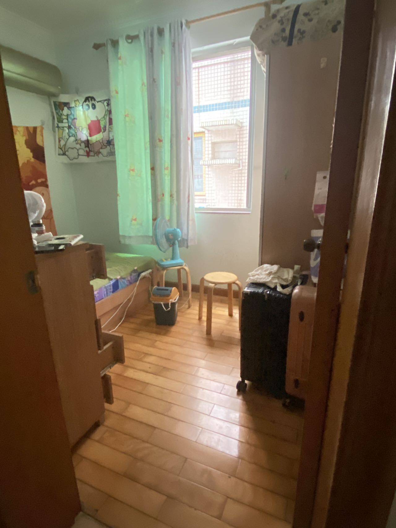 Guangzhou-Panyu-“Friends”