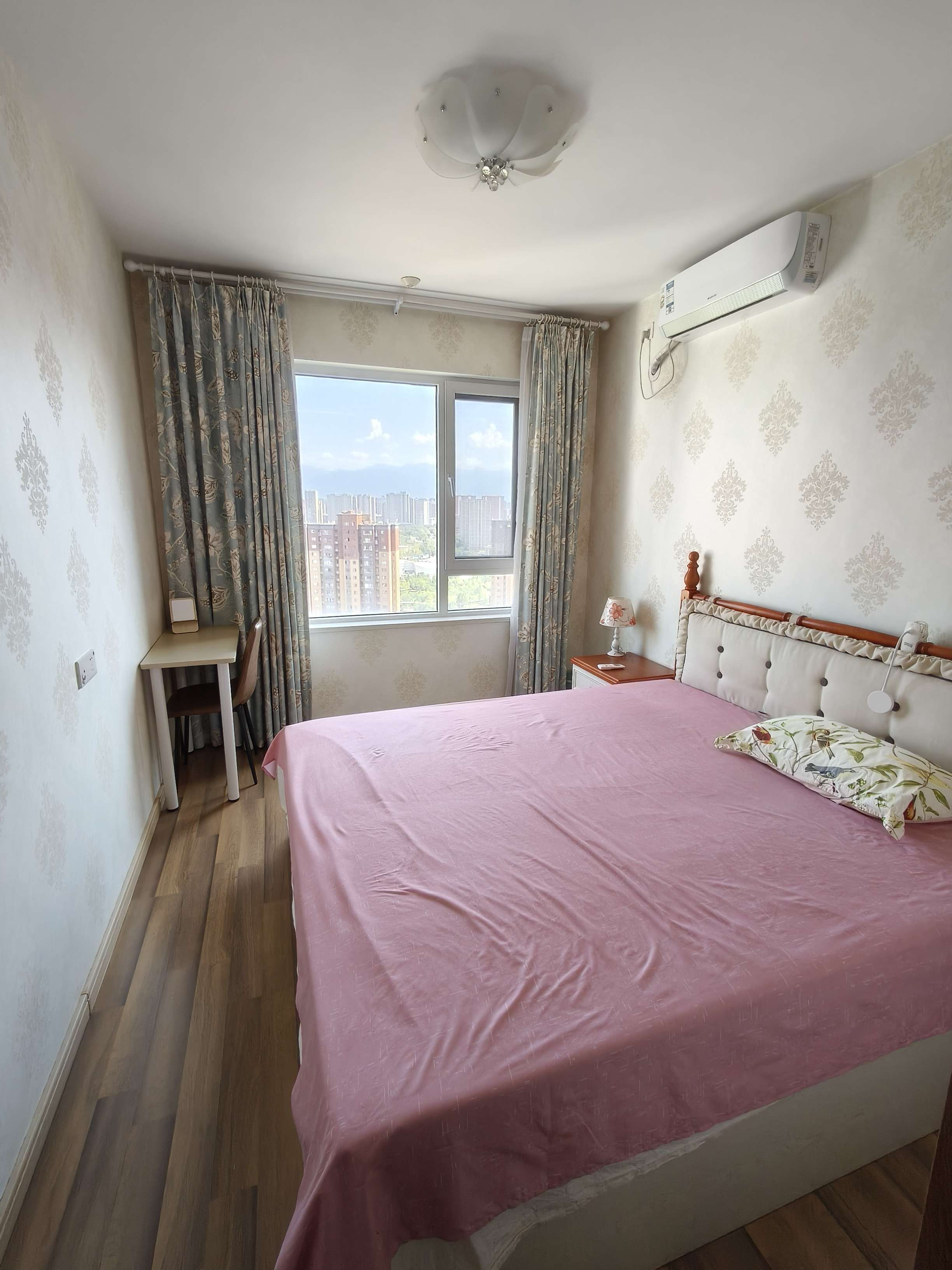 西安-雁塔-温馨小窝,干净治愈,不限性别