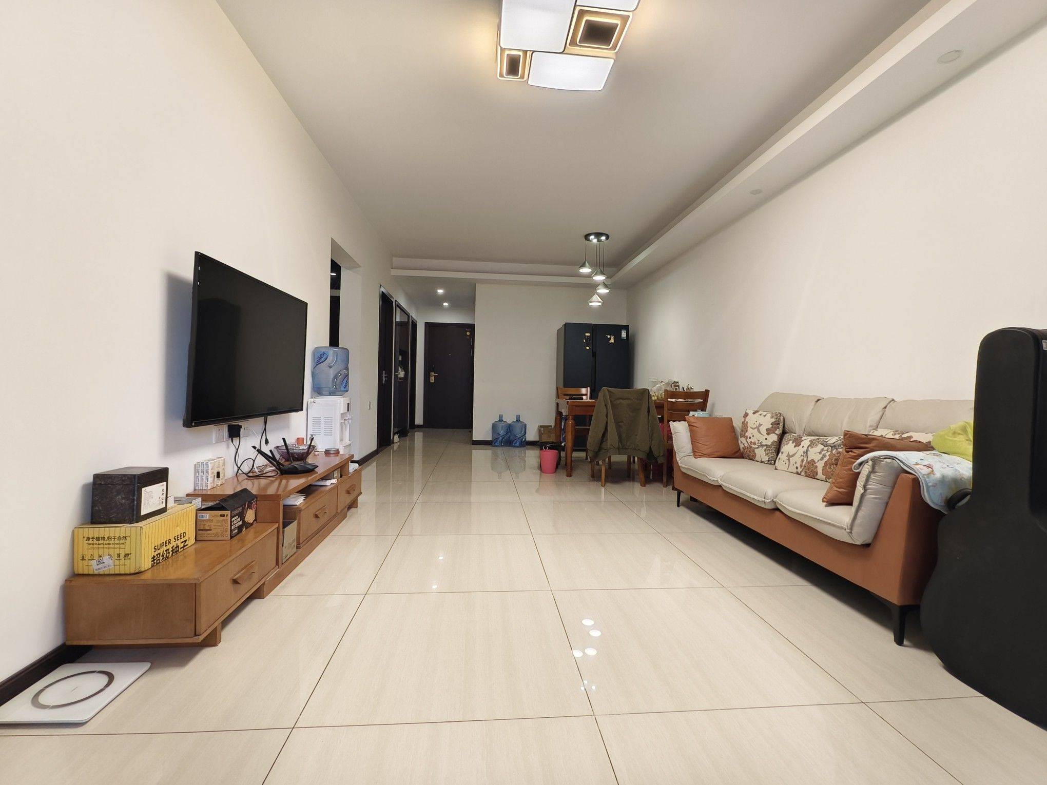 Cozy Home | Clean&Comfy | Hustle & Bustle | “Friends” | Chilled