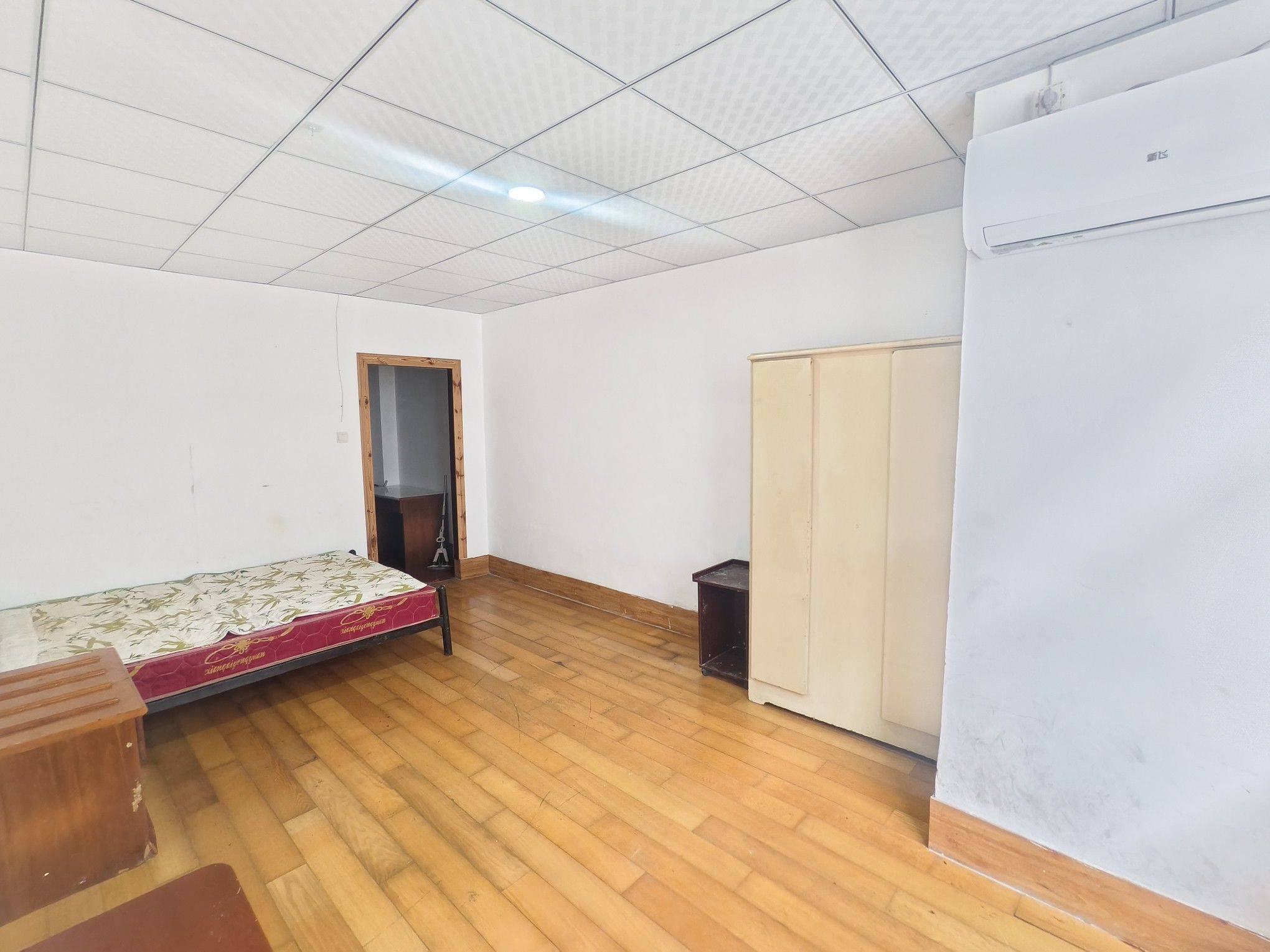 Qingdao-Shibei-Cozy Home,Clean&Comfy,Hustle & Bustle,“Friends”,Chilled