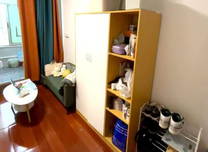 Cozy Home | Clean&Comfy | No Gender Limit | Hustle & Bustle | Chilled