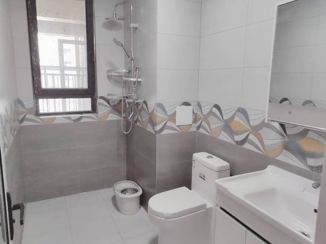 米兰的骄傲整租房源3