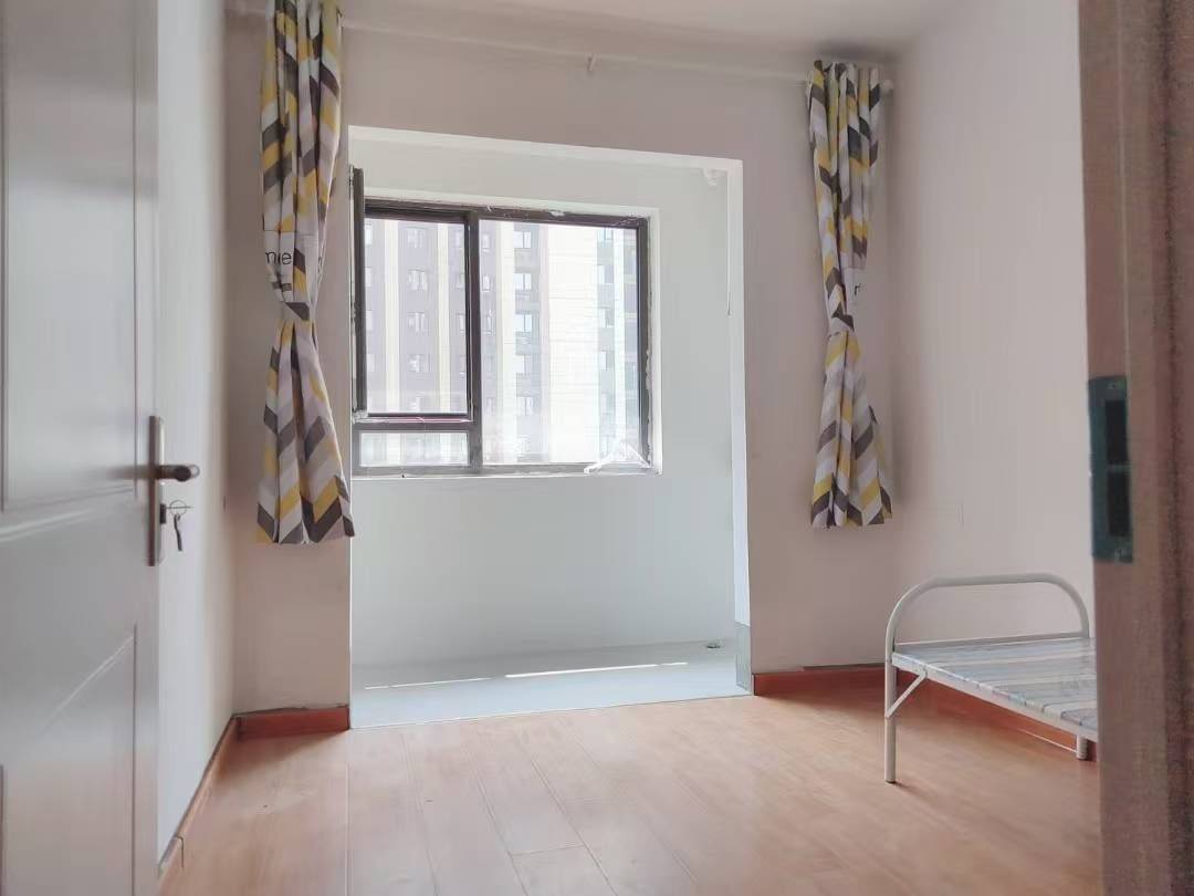 米兰的骄傲整租房源1