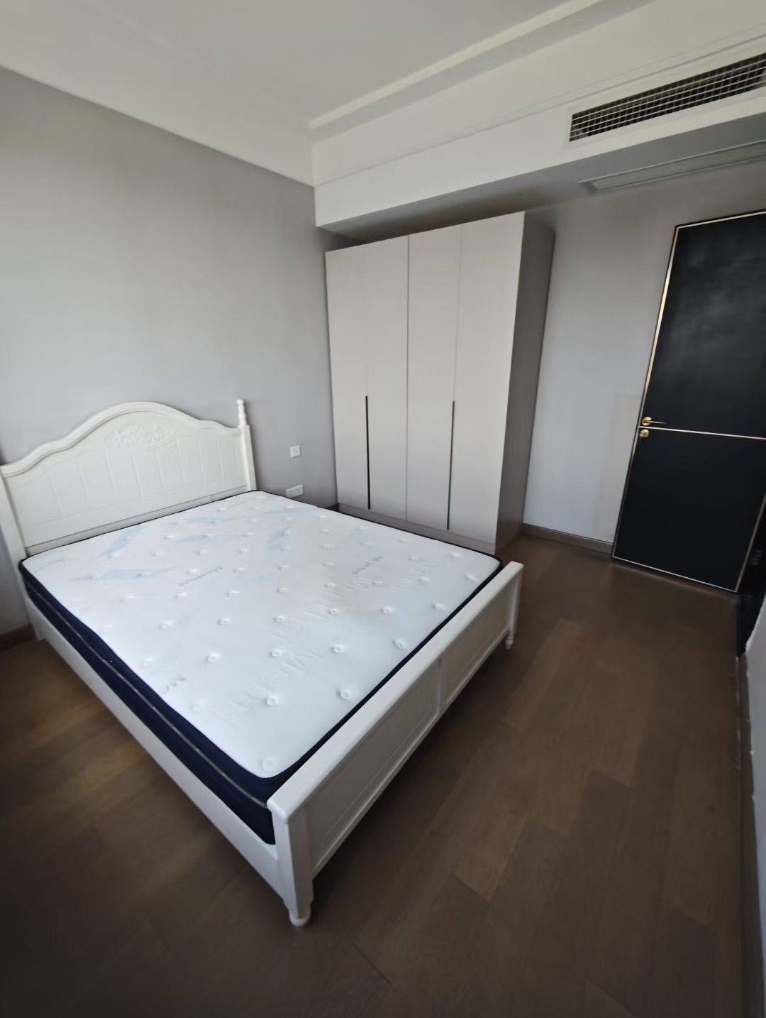地铁旁 | 27RMB/晚