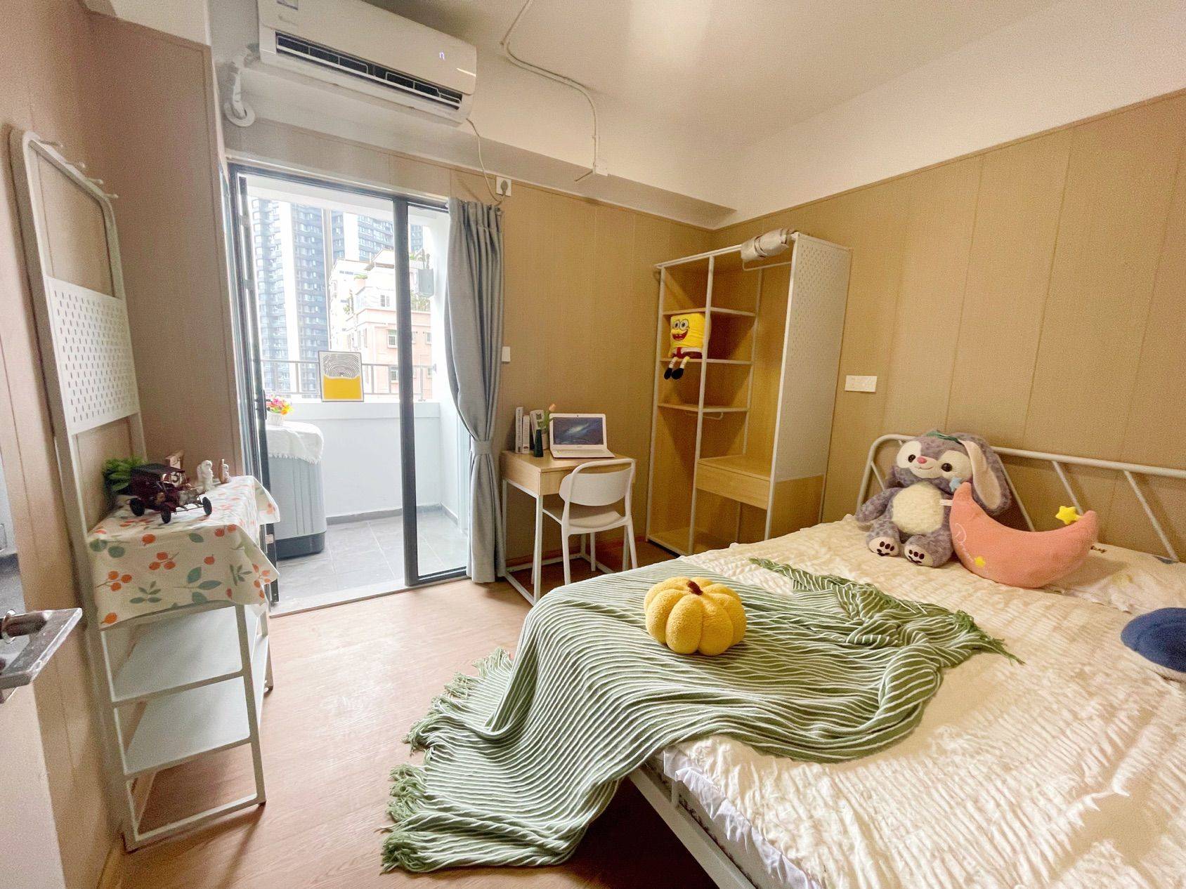 Shenzhen-Longhua-Cozy Home