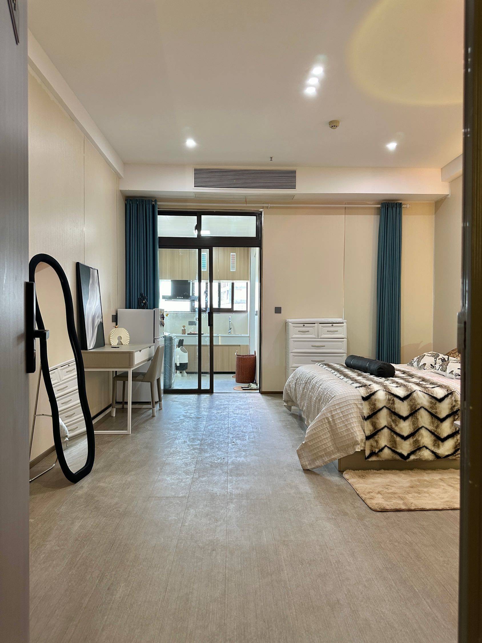 Shanghai-Pudong-Cozy Home,Clean&Comfy,No Gender Limit,Chilled,Pet Friendly