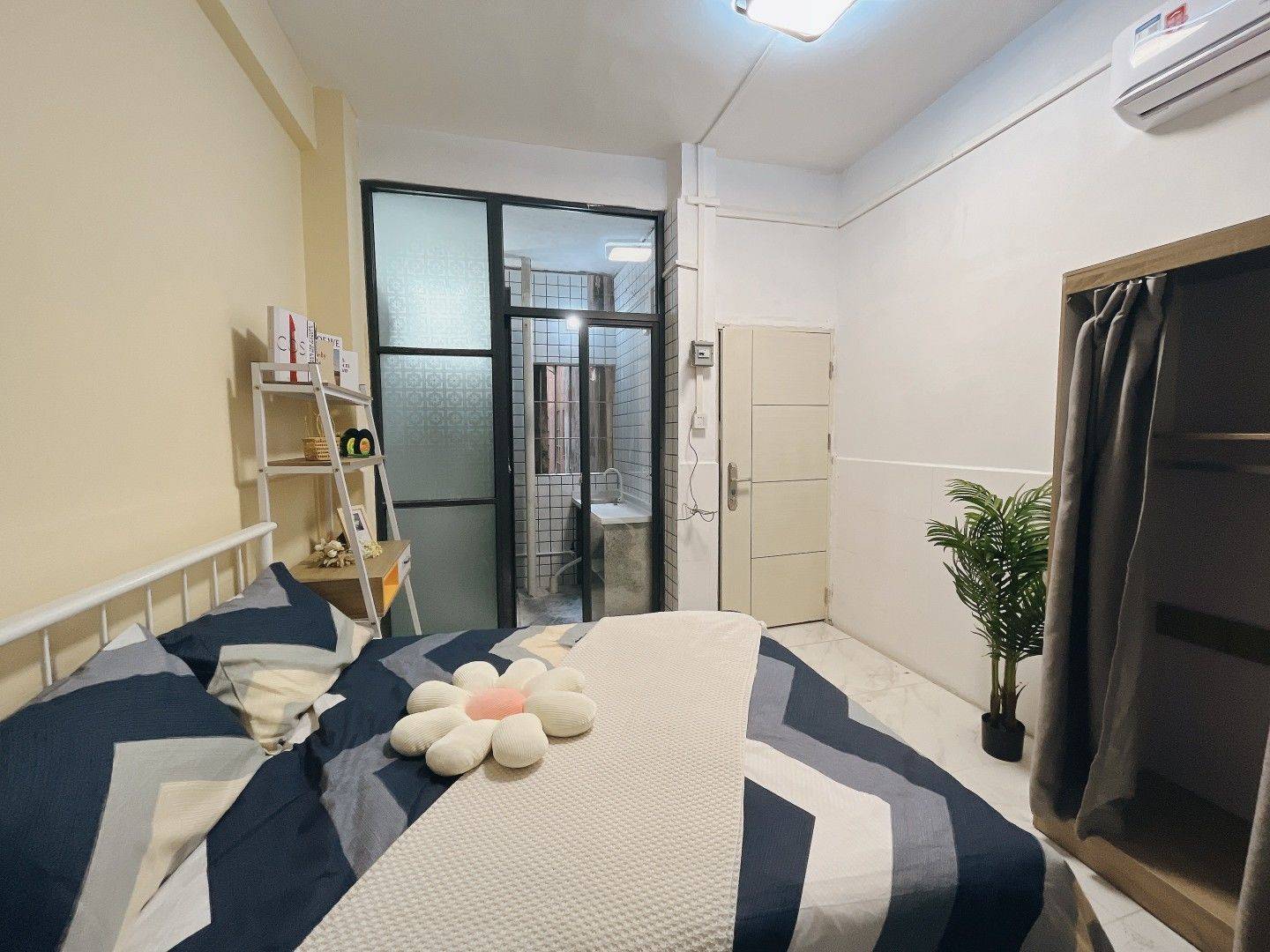 Guangzhou-Tianhe-Cozy Home,Clean&Comfy,No Gender Limit,Hustle & Bustle