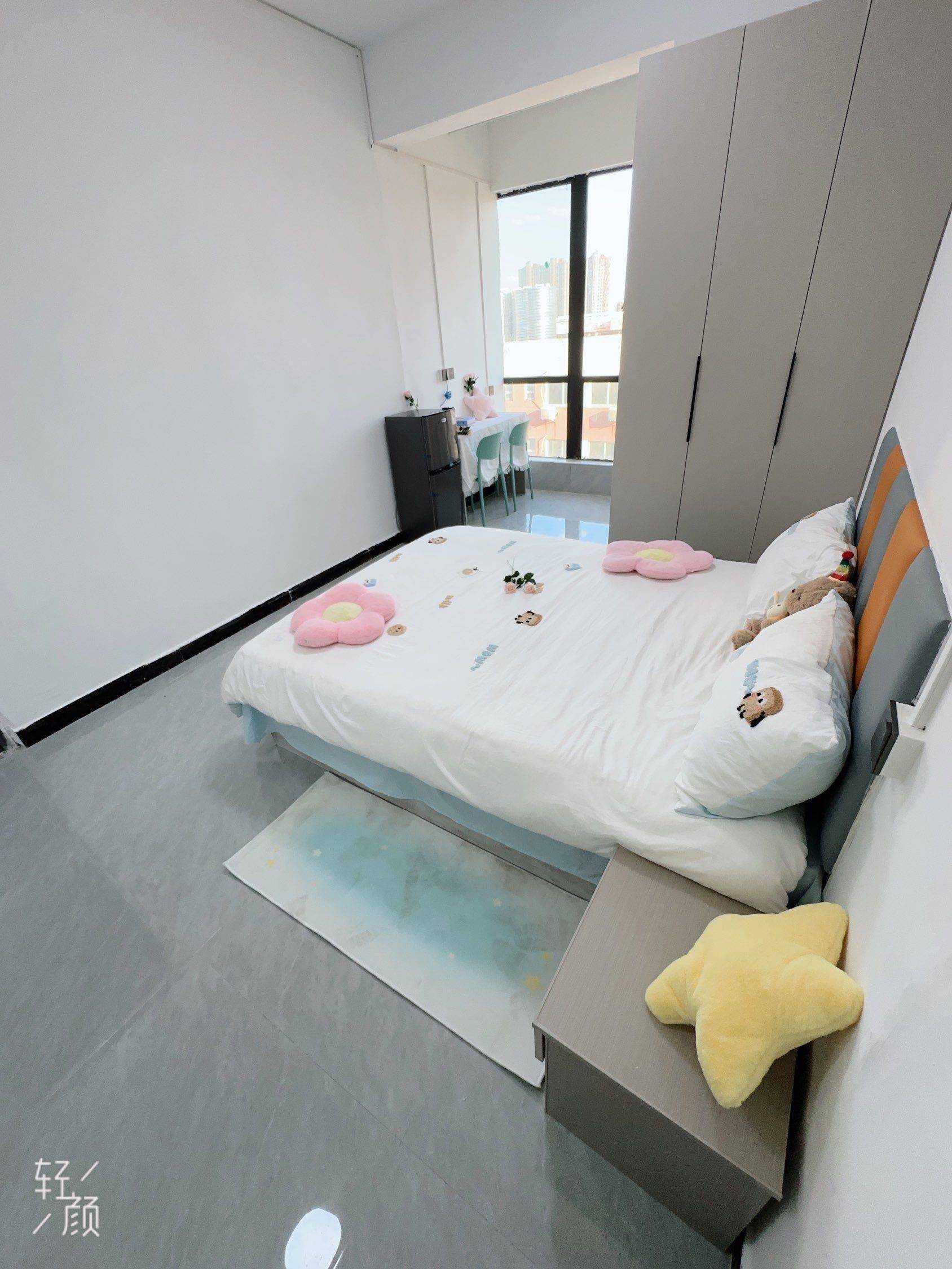Cozy Home | Clean&Comfy | No Gender Limit