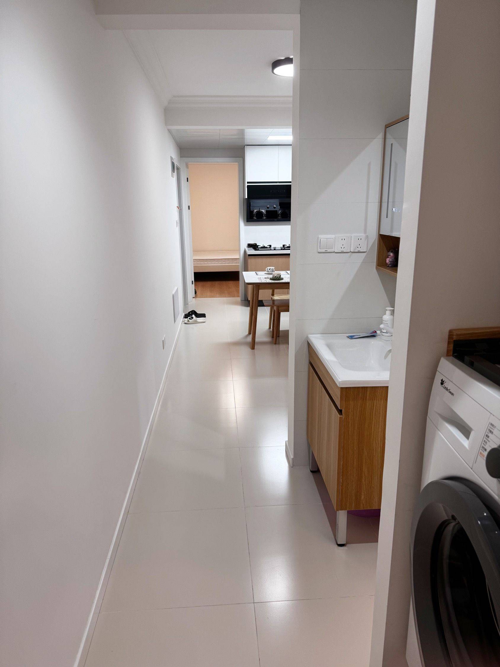 Shanghai-Xuhui-Cozy Home,No Gender Limit,Hustle & Bustle,“Friends”,Chilled,LGBTQ Friendly