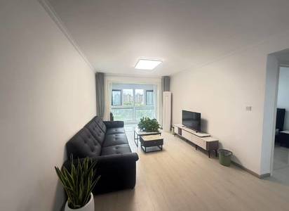 Cozy Home | Clean&Comfy | No Gender Limit | Hustle & Bustle | “Friends” | Chilled | LGBTQ Friendly | Pet Friendly | 100RMB/Night