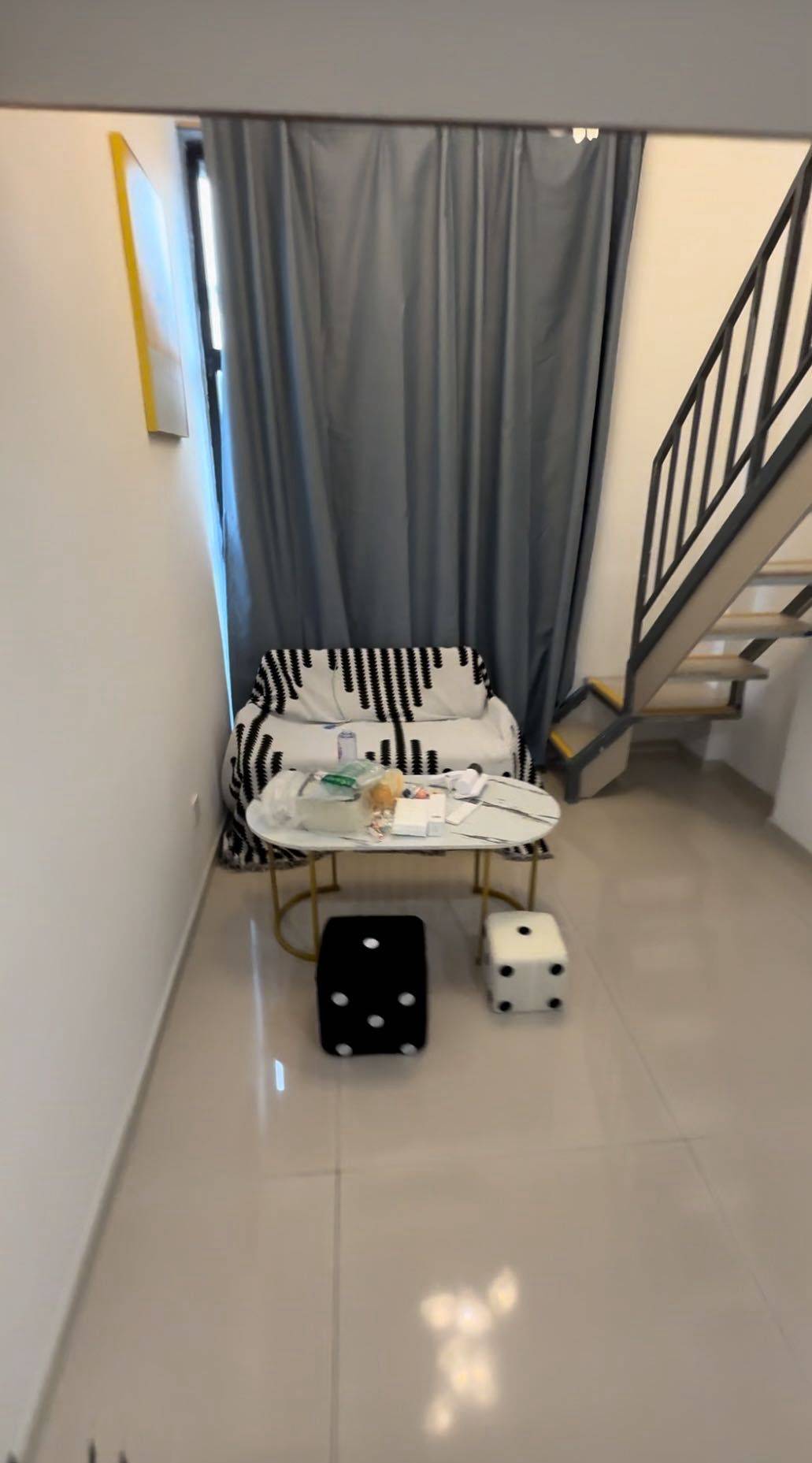 Cozy Home | Clean&Comfy | No Gender Limit
