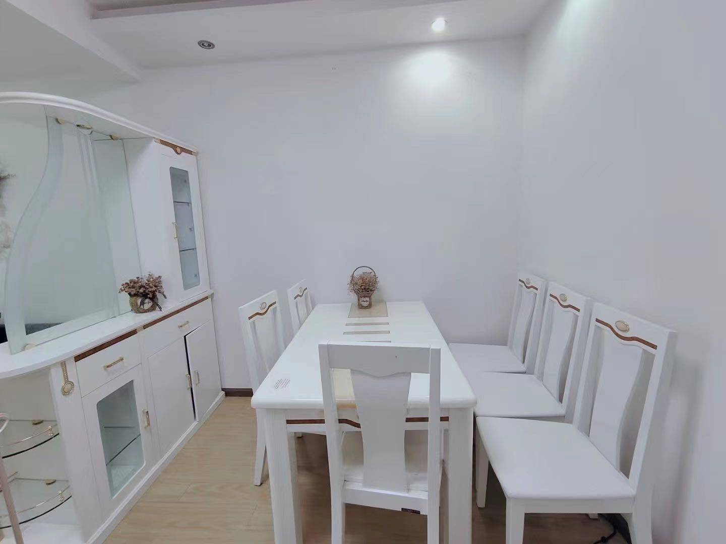 Kunming-Panlong-Cozy Home,Clean&Comfy,No Gender Limit,Hustle & Bustle,“Friends”,Chilled,LGBTQ Friendly