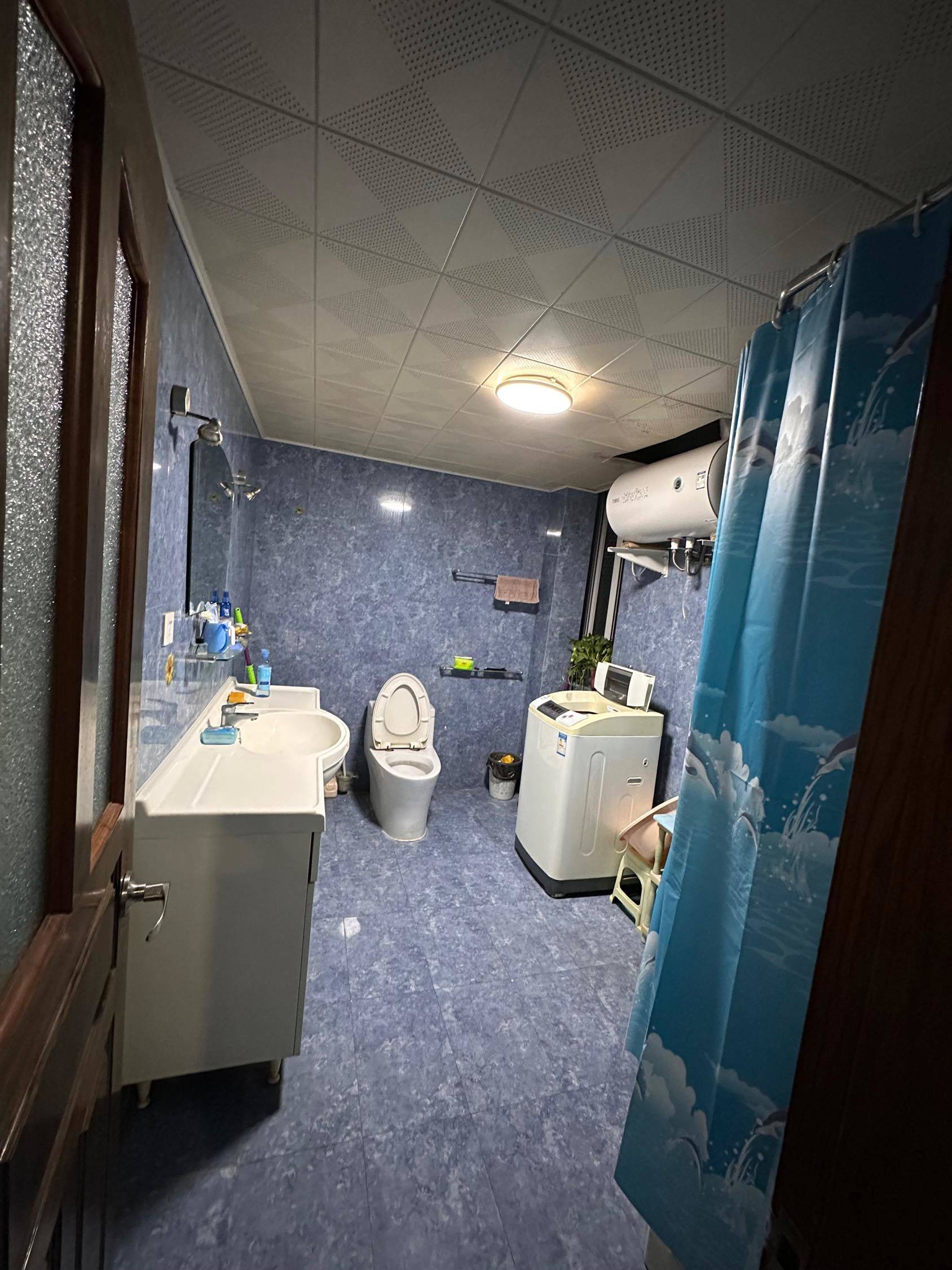 Nanjing-Gulou-Cozy Home,Clean&Comfy,No Gender Limit,Hustle & Bustle