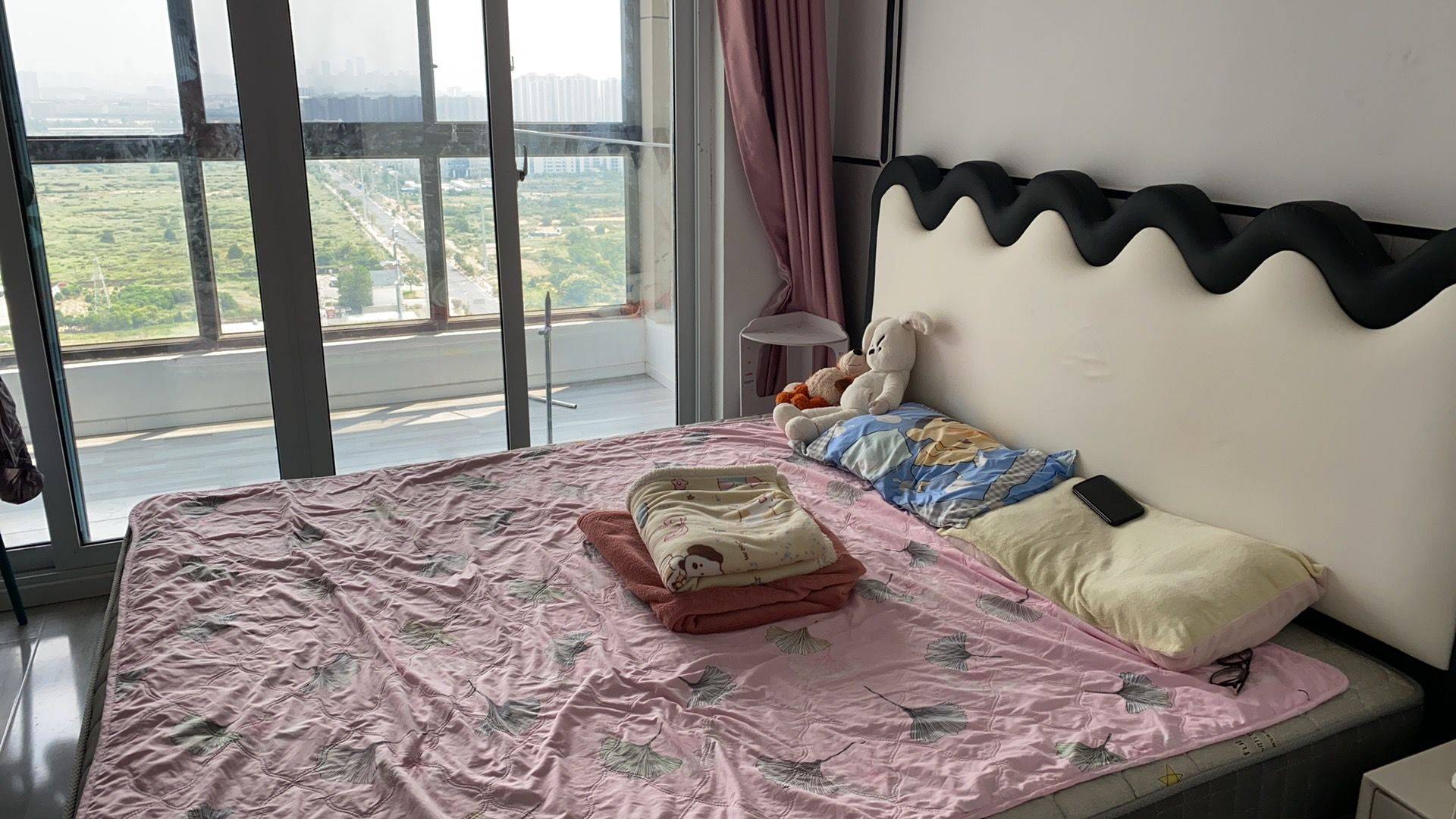 Cozy Home | Clean&Comfy | No Gender Limit