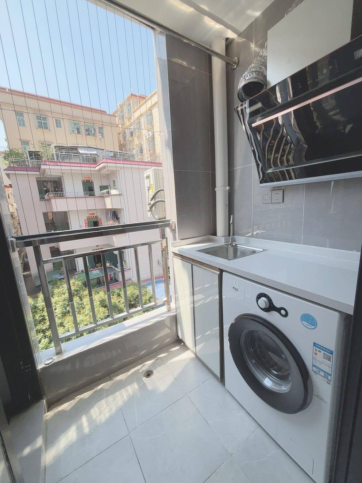 Shenzhen-BaoAn-Clean&Comfy