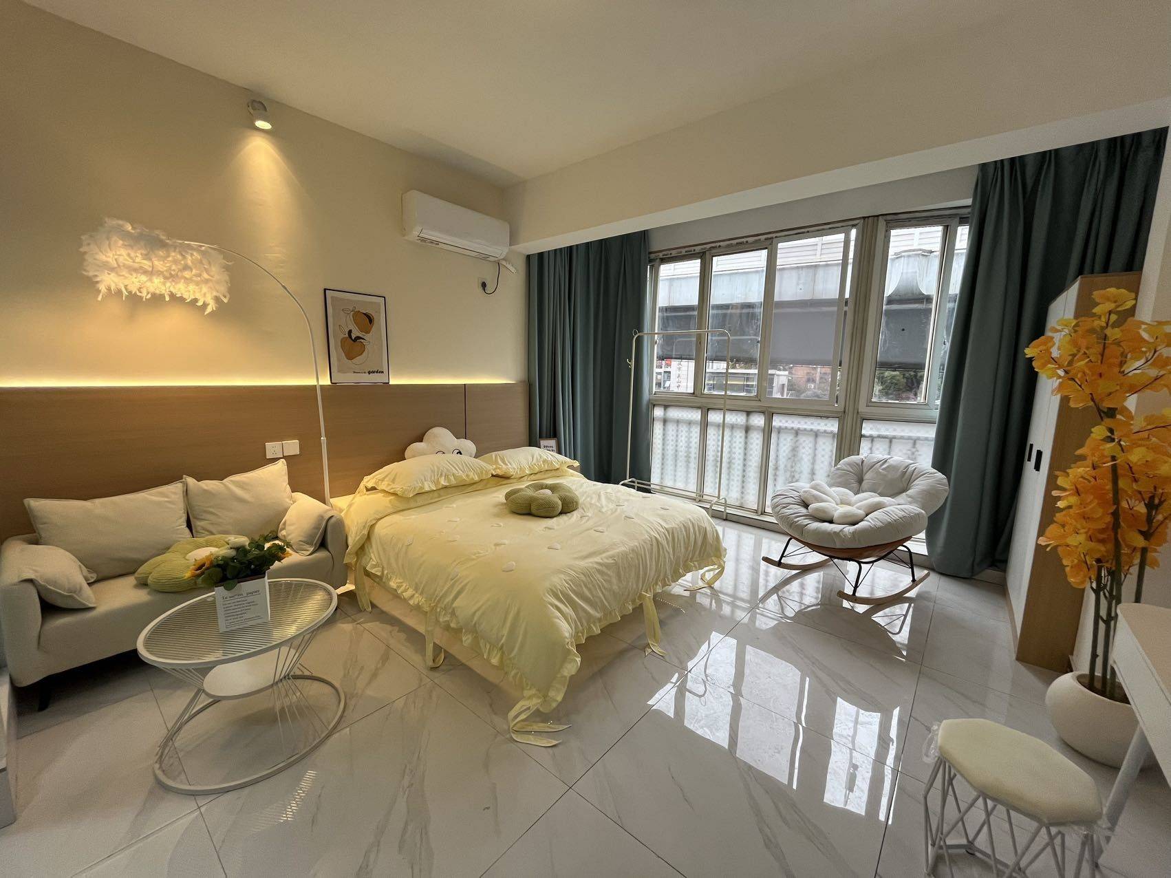 Wuhan-Hongshan-Cozy Home,Clean&Comfy,No Gender Limit,Hustle & Bustle,“Friends”,Chilled,LGBTQ Friendly