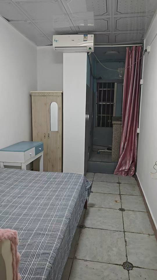 Shenzhen-Longgang-Cozy Home,Clean&Comfy,No Gender Limit,Hustle & Bustle,“Friends”,Chilled,LGBTQ Friendly,Pet Friendly