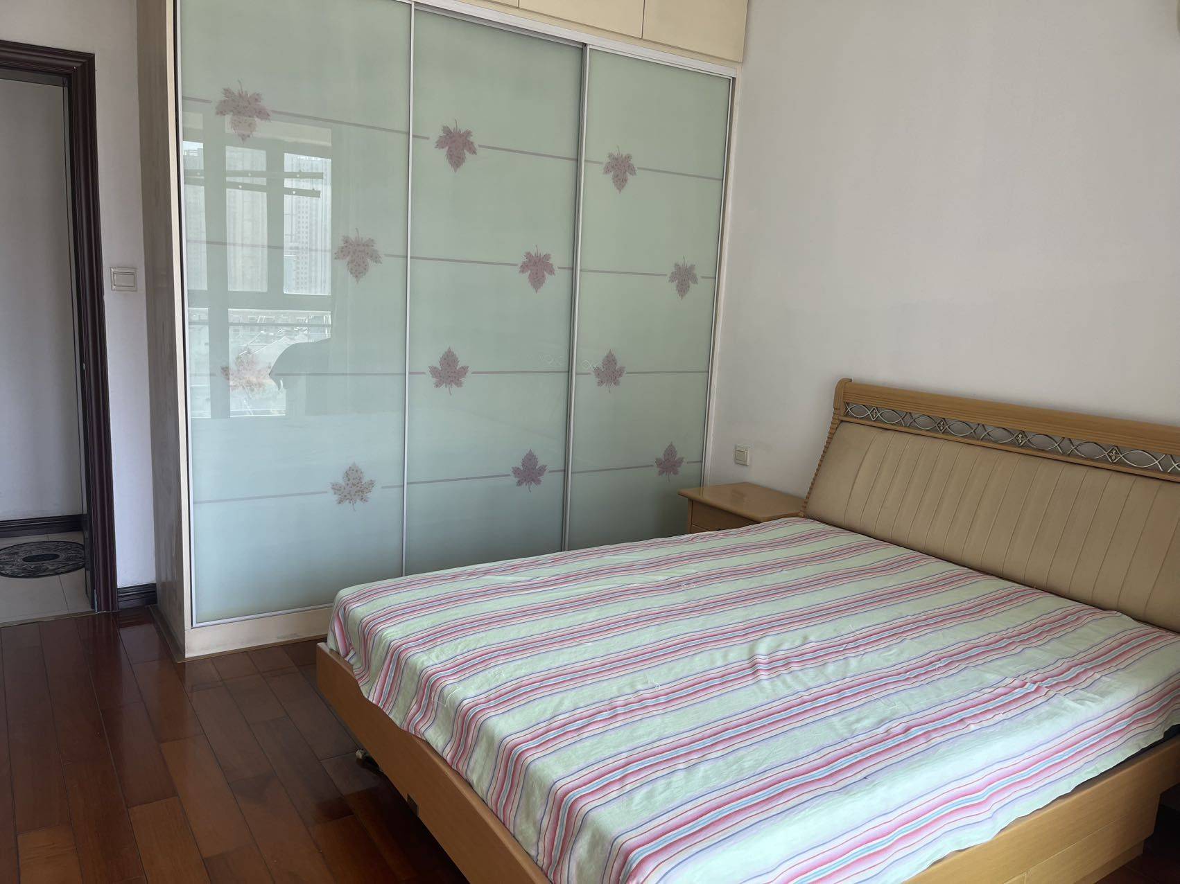 Wuhan-Qiaokou-采光好,南北通透,Cozy Home,Clean&Comfy,Hustle & Bustle