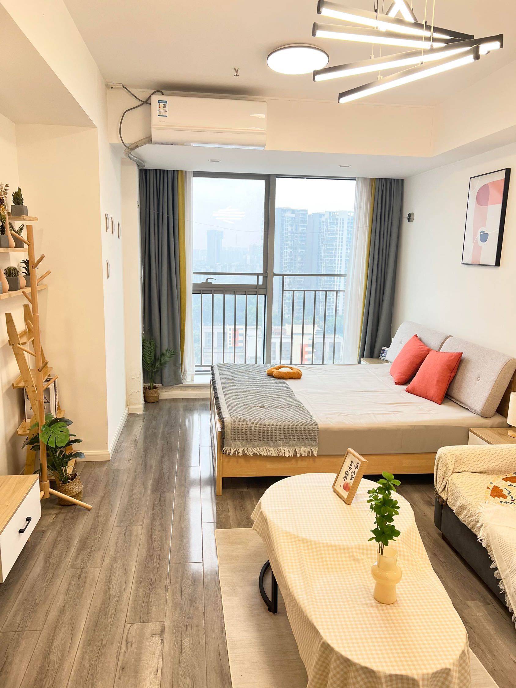 Shanghai-Jing‘An-Cozy Home,Clean&Comfy,No Gender Limit,Hustle & Bustle