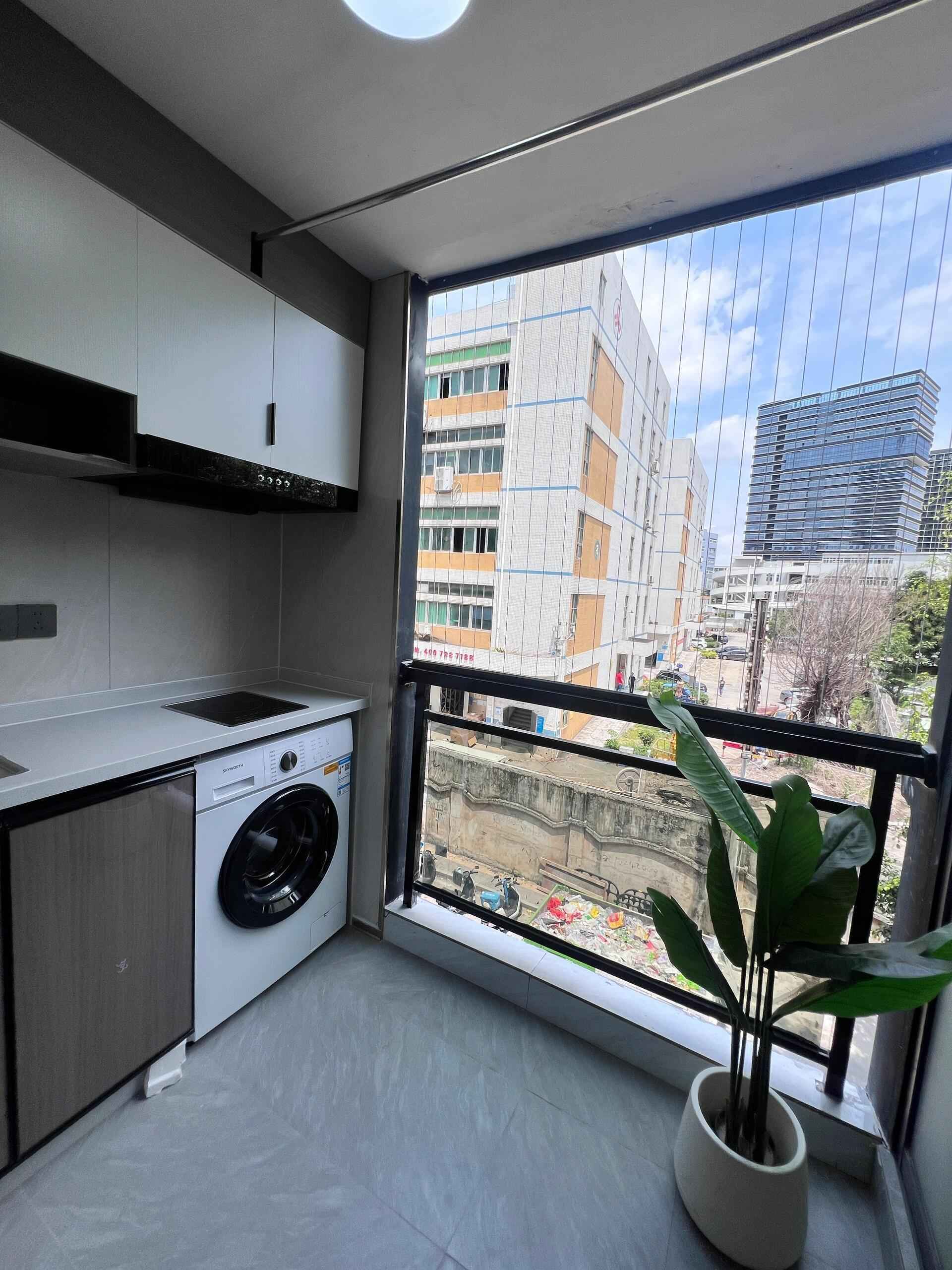 Shenzhen-Longgang-Cozy Home,Clean&Comfy,No Gender Limit,Hustle & Bustle,“Friends”,Chilled,LGBTQ Friendly,Pet Friendly