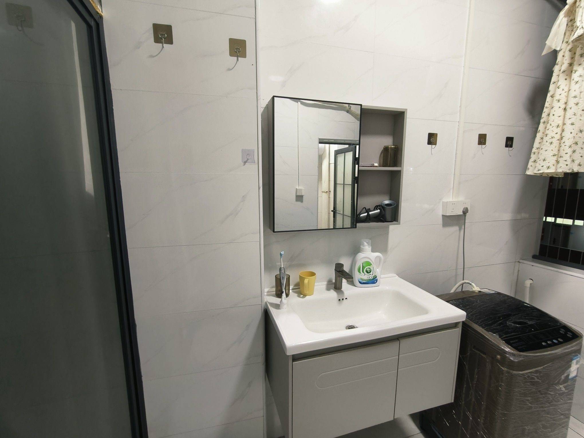 Shenzhen-Longhua-No Gender Limit,Pet Friendly