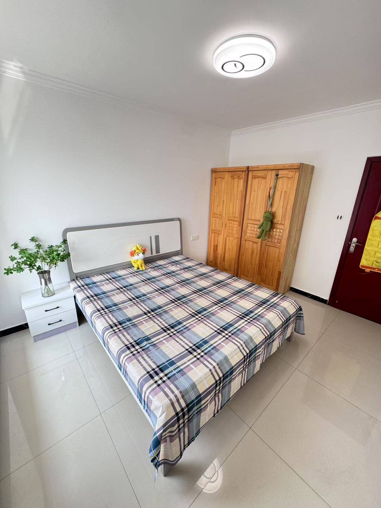 Zhengzhou-Erqi-Cozy Home,Clean&Comfy,No Gender Limit,Hustle & Bustle,“Friends”,Chilled