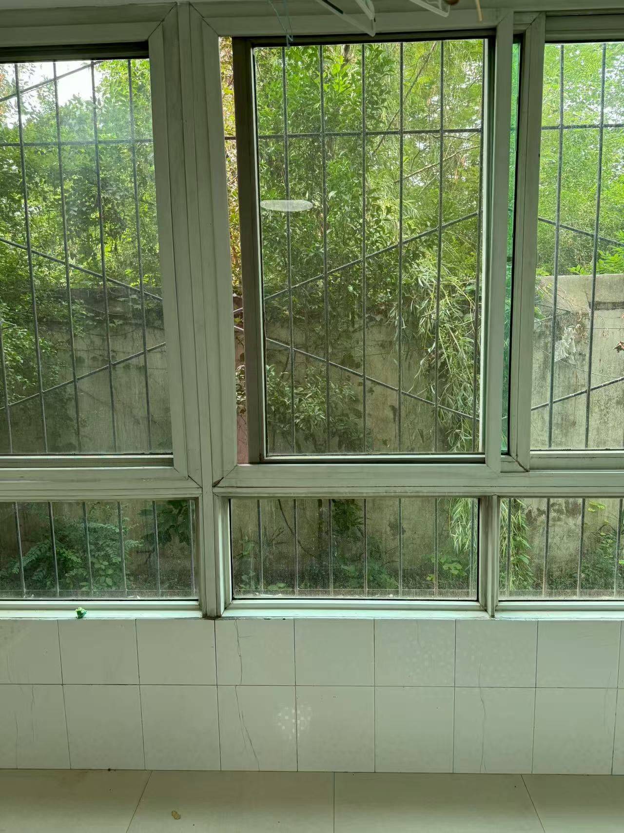 Xi'An-Weiyang-Cozy Home,Clean&Comfy,No Gender Limit,Hustle & Bustle,Chilled