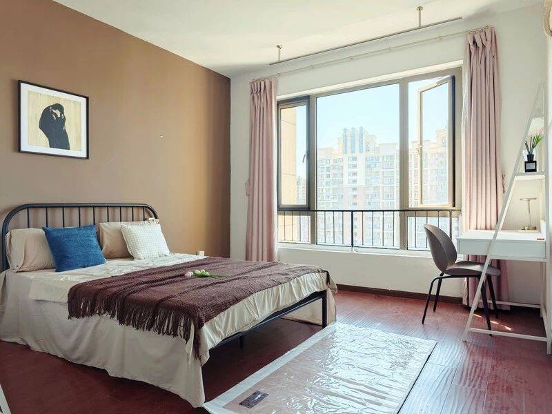 Hangzhou-Binjiang-Cozy Home,Clean&Comfy,No Gender Limit,Hustle & Bustle,“Friends”,Chilled,LGBTQ Friendly