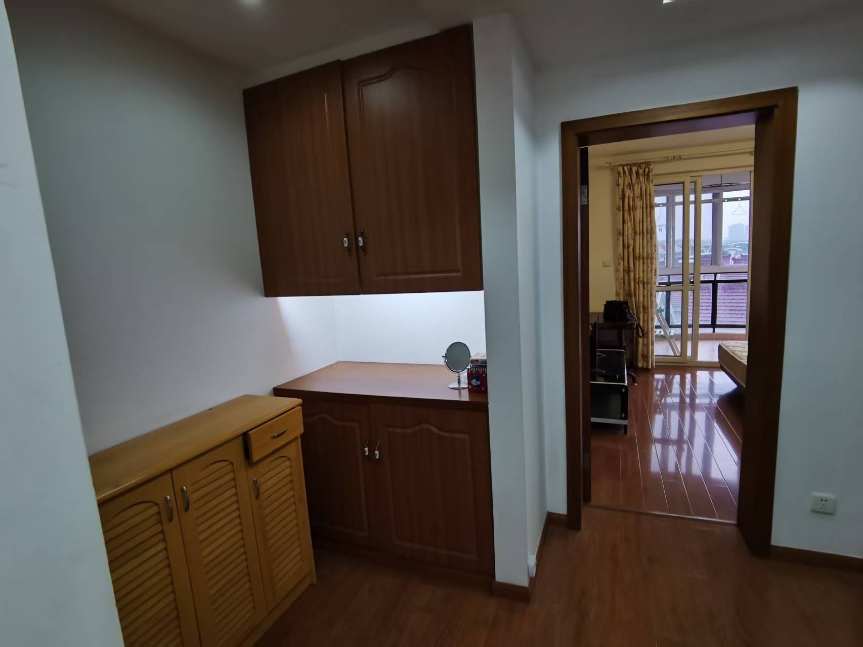 Shanghai-Pudong-Cozy Home,Clean&Comfy,No Gender Limit,Hustle & Bustle,“Friends”,Chilled