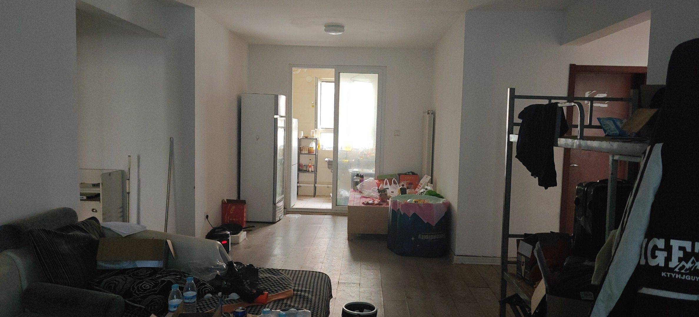 Jinan-Licheng-Cozy Home,Clean&Comfy,No Gender Limit,Hustle & Bustle