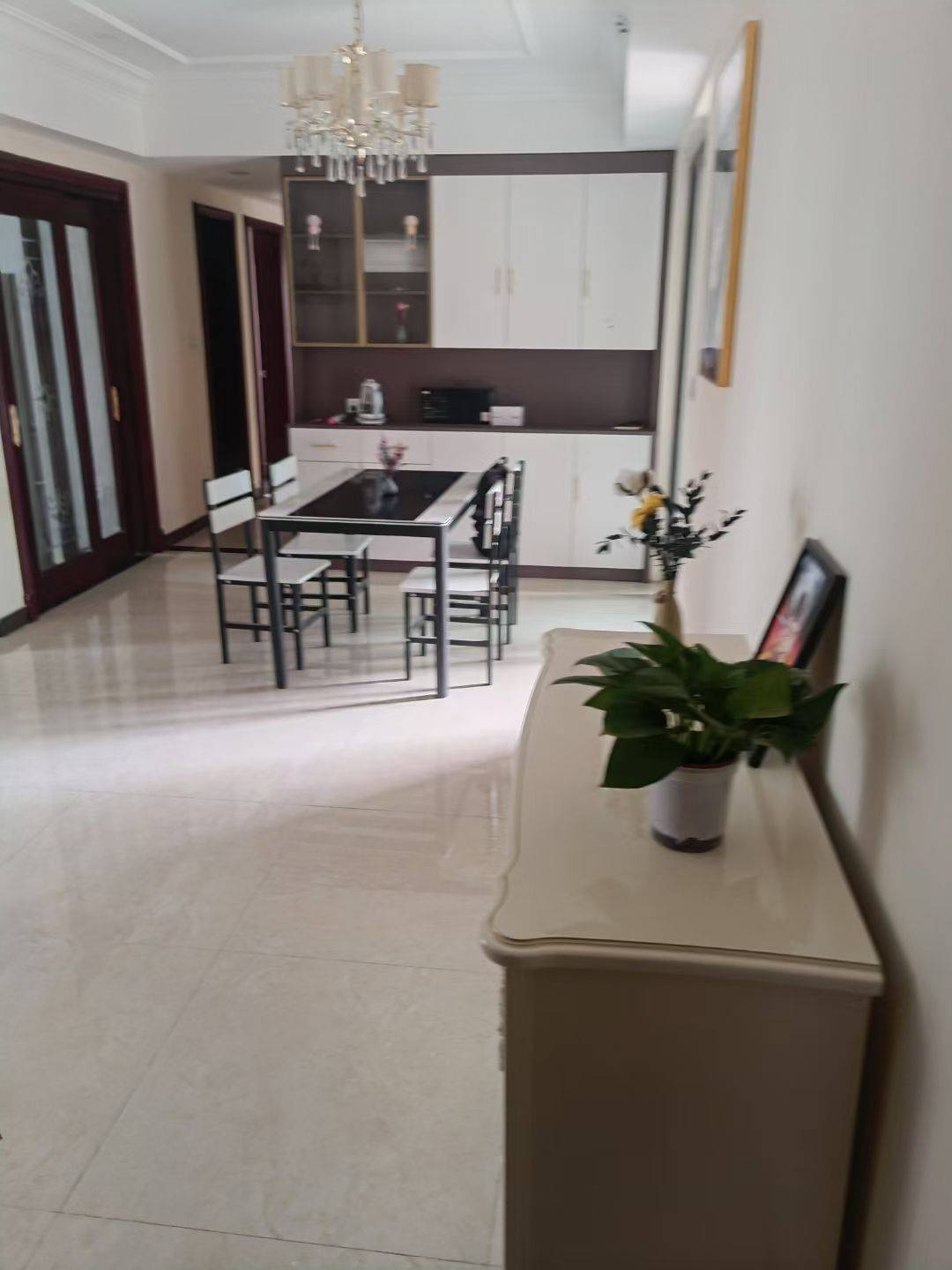 房东直租三室两厅整租房源3