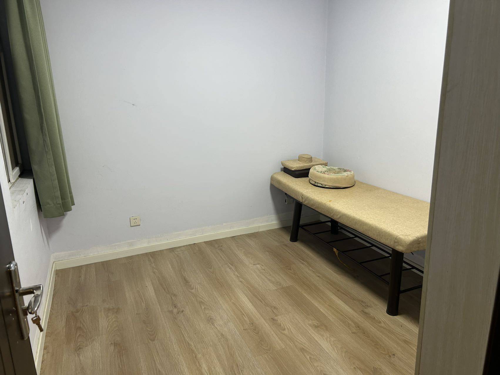 Zhengzhou-Erqi-Cozy Home,Clean&Comfy,No Gender Limit,Hustle & Bustle,“Friends”,Chilled,LGBTQ Friendly,Pet Friendly