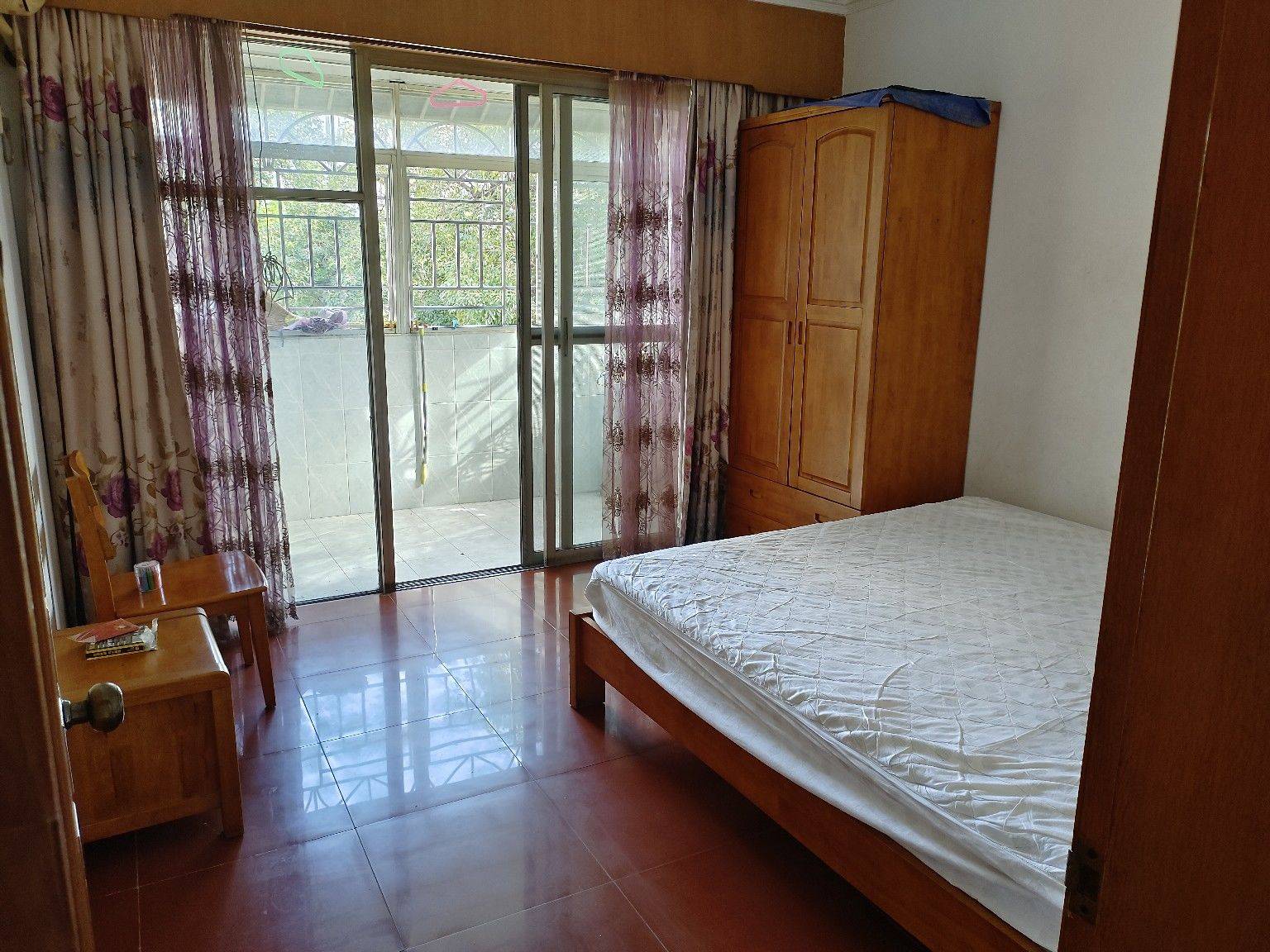 Shenzhen-Futian-Cozy Home,Clean&Comfy,No Gender Limit,Hustle & Bustle