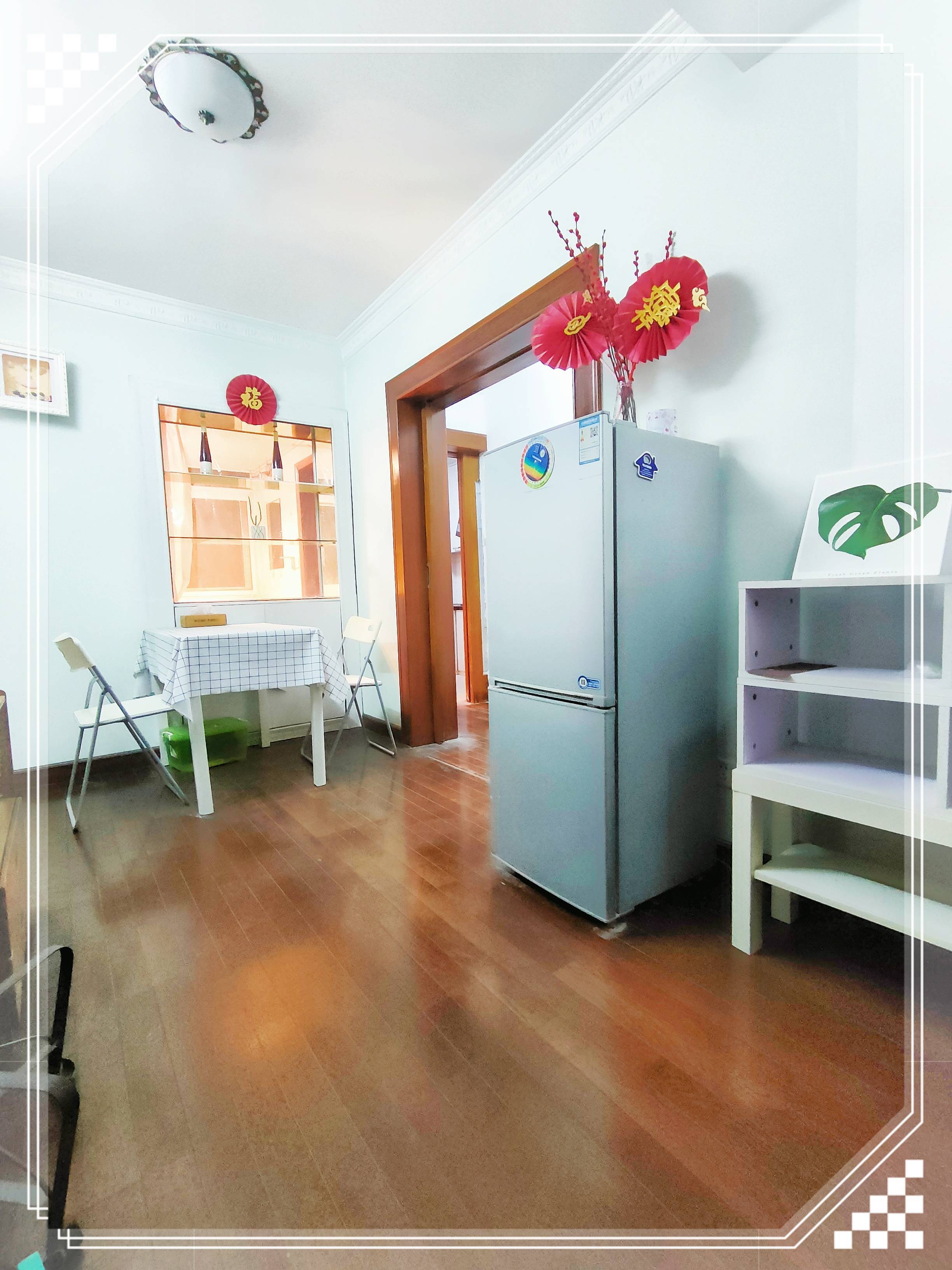 Shanghai-Pudong-Cozy Home,Clean&Comfy,No Gender Limit,Hustle & Bustle,“Friends”,Chilled
