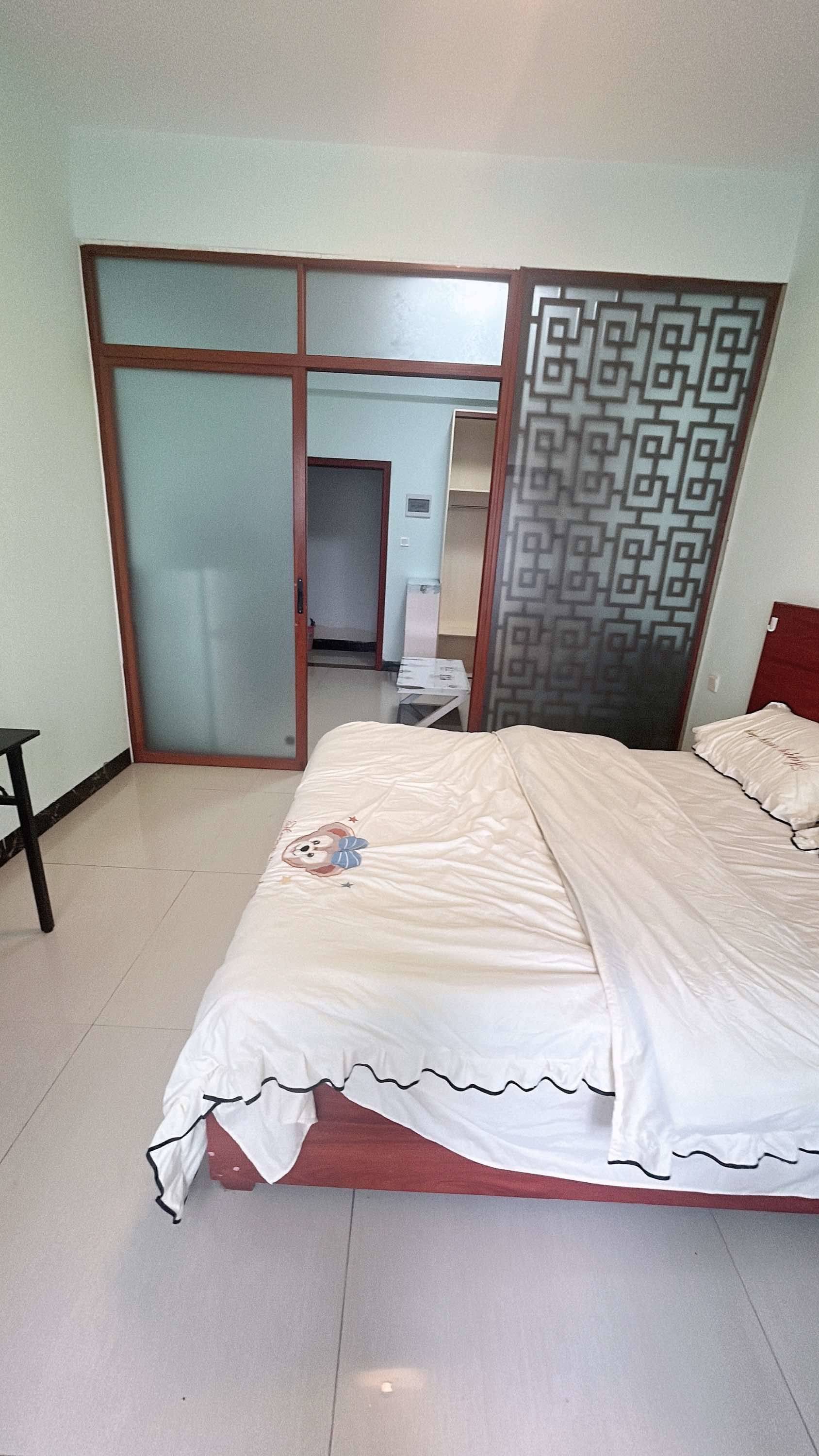 Guangzhou-Tianhe-Cozy Home,Clean&Comfy,No Gender Limit,Hustle & Bustle,“Friends”,Chilled,LGBTQ Friendly,Pet Friendly