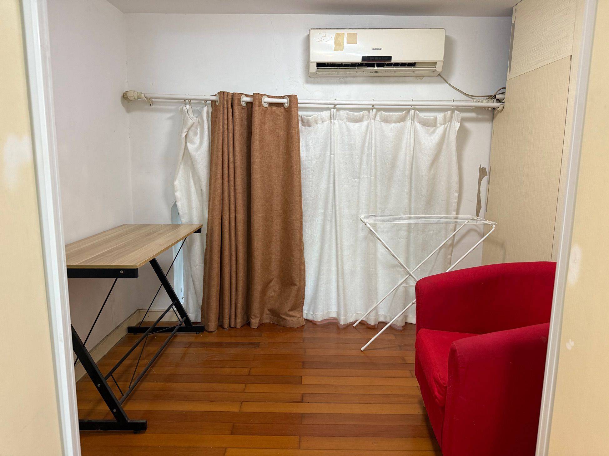 Shanghai-Jing‘An-200RMB/Night,Cozy Home,Clean&Comfy,No Gender Limit,Hustle & Bustle,“Friends”,Chilled,LGBTQ Friendly