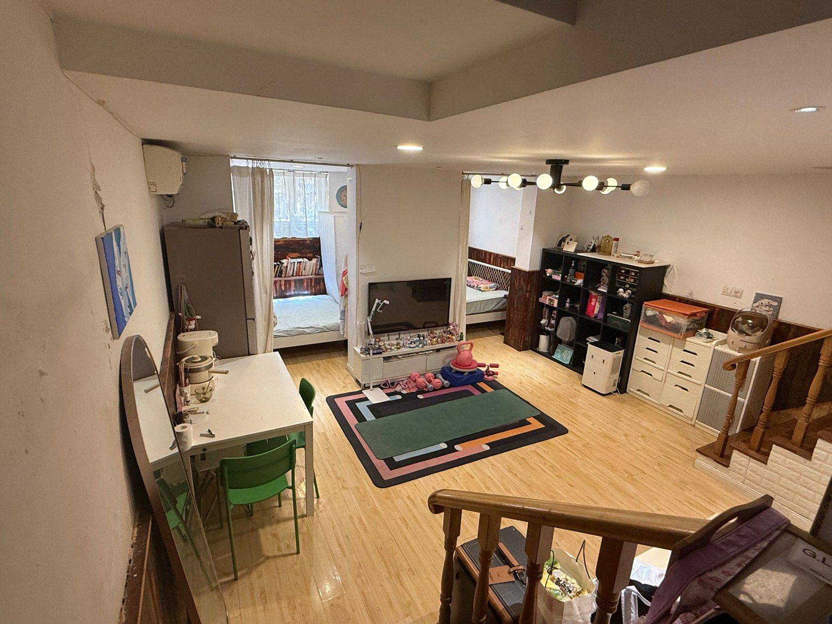 Shanghai-Jing‘An-200RMB/Night,Cozy Home,Clean&Comfy,No Gender Limit,Hustle & Bustle,“Friends”,Chilled,LGBTQ Friendly