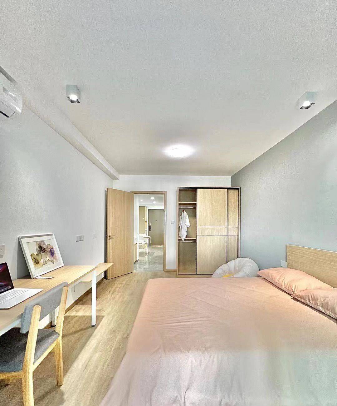 Shanghai-Jing‘An-保租房😍,整租一居😛,Pet Friendly,LGBTQ Friendly,Cozy Home,Clean&Comfy,No Gender Limit,Hustle & Bustle,“Friends”,Chilled
